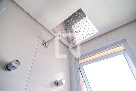 Apartamento para alugar com 60m², 2 quartos e 2 vagas Apartamento para alugar com 60m², 2 quartos e 2 vagasBanheiro da Suíte - Chuveiro