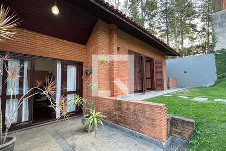 Varanda de casa de condomínio para alugar com 2 quartos, 300m² em Residencial Morada dos Pássaros-aldeia da Serra, Barueri