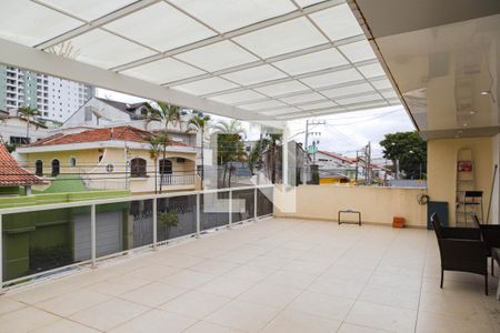 Casa para alugar com 430m², 3 quartos e 8 vagas Casa para alugar com 430m², 3 quartos e 8 vagasVaranda
