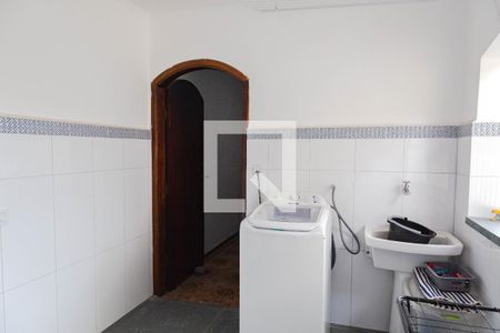 Casa para alugar com 430m², 3 quartos e 8 vagas Casa para alugar com 430m², 3 quartos e 8 vagasLavanderia