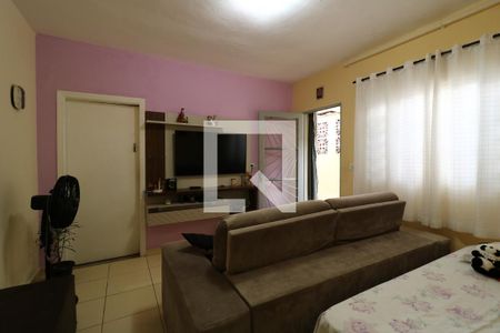 Sala de casa à venda com 2 quartos, 125m² em Parque Pereira, Santo André