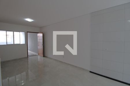 Sala de casa à venda com 3 quartos, 86m² em Vila Arriete, São Paulo