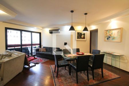 Sala de apartamento à venda com 4 quartos, 141m² em Itaim Bibi, São Paulo