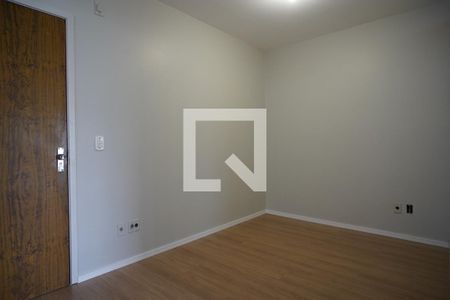 Quarto de kitnet/studio para alugar com 1 quarto, 37m² em Sarandi, Porto Alegre