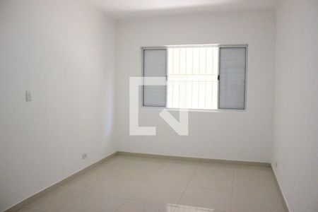 Quarto 1 de casa para alugar com 2 quartos, 115m² em Jardim Cumbica, Guarulhos