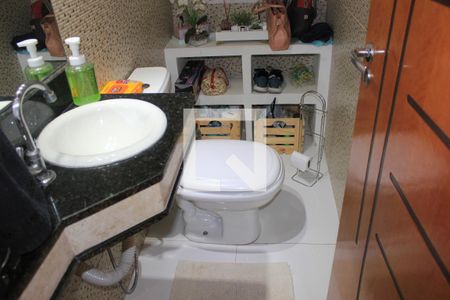 Lavabo de casa para alugar com 3 quartos, 132m² em Parque Renato Maia, Guarulhos