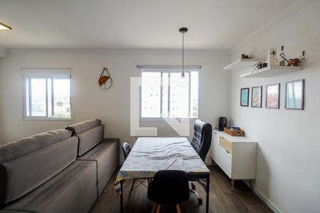 Sala/Cozinha de apartamento para alugar com 1 quarto, 40m² em Sítio da Figueira, São Paulo