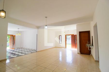Sala 2 de casa de condomínio para alugar com 3 quartos, 700m² em Gramado, Cotia
