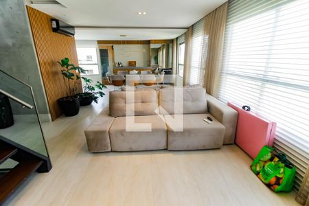 Sala de apartamento para alugar com 3 quartos, 210m² em Jardim Fonte do Morumbi, São Paulo