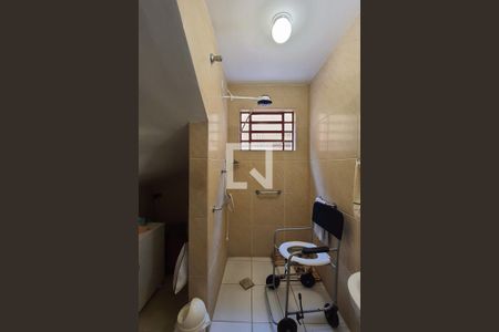 Banheiro 1 de casa à venda com 3 quartos, 170m² em Vila Roque, São Paulo