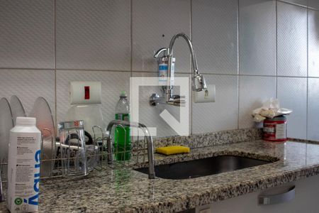 Cozinha de apartamento à venda com 2 quartos, 59m² em Vila Constança, São Paulo