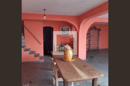 Casa à venda com 4 quartos, 450m² em Baeta Neves, São Bernardo do Campo