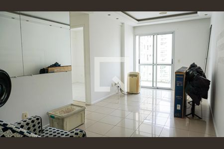 Sala de apartamento para alugar com 3 quartos, 75m² em Jacarepaguá, Rio de Janeiro