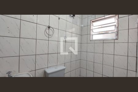 Banheiro  de casa para alugar com 1 quarto, 50m² em Jardim Santa Cristina, Santo André