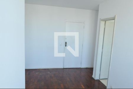 Sala de apartamento para alugar com 2 quartos, 43m² em Tanque, Rio de Janeiro