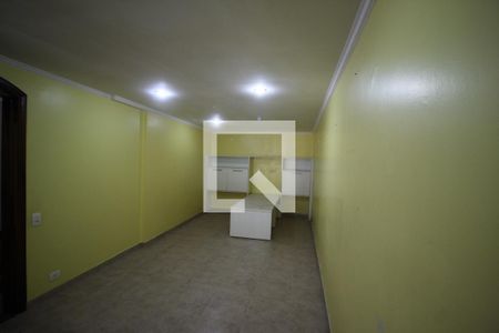 Casa à venda com 500m², 4 quartos e 4 vagasSalão