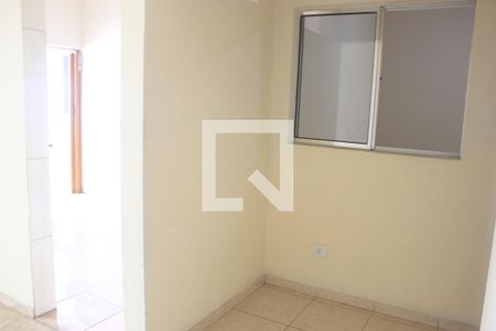 Sala de casa para alugar com 2 quartos, 80m² em Jardim Rosana, Guarulhos