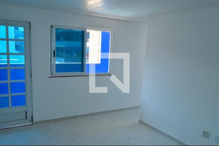 Casa de condomínio à venda com 120m², 4 quartos e sem vagaSala