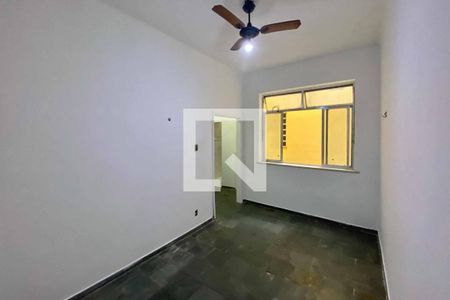 Studio à venda com 30m², 1 quarto e sem vagaSala/Quarto