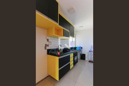 Cozinha de apartamento à venda com 2 quartos, 38m² em Jardim Boa Vista (zona Oeste), Osasco