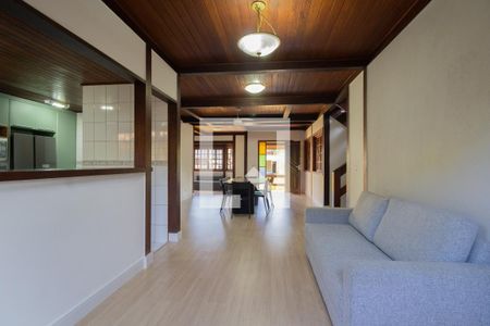 Sala de casa para alugar com 5 quartos, 260m² em Recreio dos Bandeirantes, Rio de Janeiro