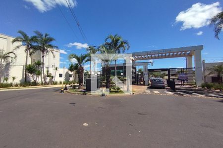 Apartamento para alugar com 40m², 2 quartos e 1 vaga Apartamento para alugar com 40m², 2 quartos e 1 vagaFachada