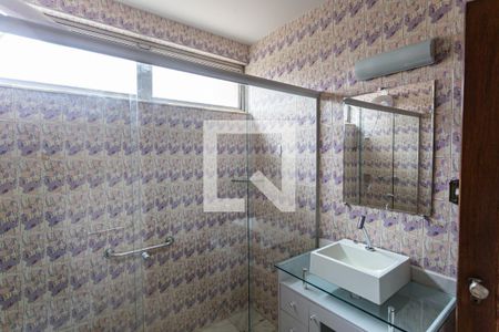 Banheiro da Suíte de apartamento à venda com 4 quartos, 200m² em Funcionários, Belo Horizonte