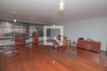 Sala de casa à venda com 3 quartos, 380m² em Vila Divina Pastora, São Paulo