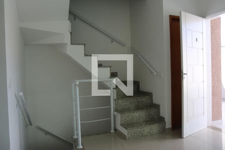 Sala de casa de condomínio à venda com 2 quartos, 127m² em Vila Alpina, São Paulo