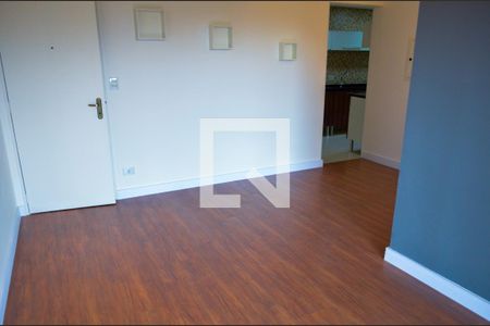 Apartamento à venda com 70m², 3 quartos e 2 vagasSala