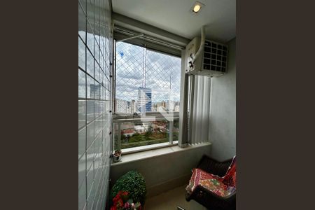 Vista Quarto de apartamento à venda com 3 quartos, 95m² em Santo Antônio, Belo Horizonte