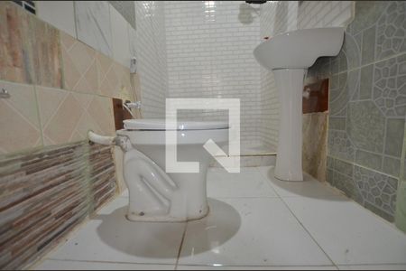 Banheiro de apartamento para alugar com 1 quarto, 56m² em Bento Ribeiro, Rio de Janeiro