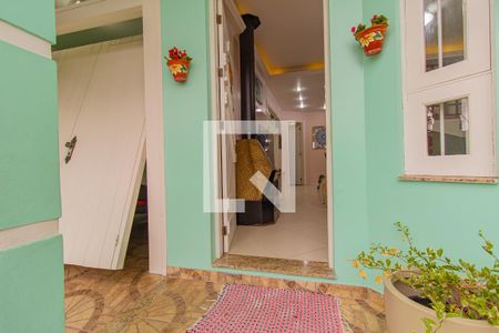 Entrada  de casa à venda com 3 quartos, 140m² em Estância Velha, Canoas