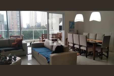 Sala de apartamento à venda com 4 quartos, 200m² em Paraíso do Morumbi, São Paulo