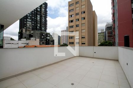 Banheiro de kitnet/studio à venda com 1 quarto, 67m² em Pinheiros, São Paulo