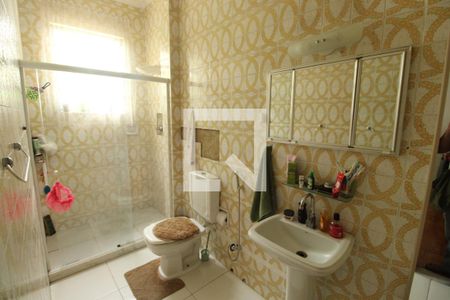 Banheiro da Suíte de casa para alugar com 2 quartos, 100m² em Quintino Bocaiúva, Rio de Janeiro