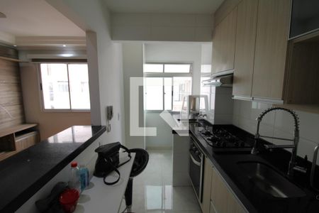 Sala / Cozinha de apartamento para alugar com 2 quartos, 48m² em Vila Guilherme, São Paulo