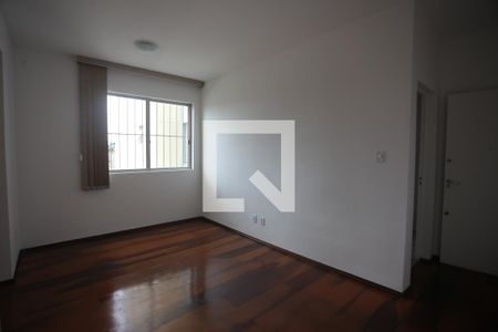 Sala  de apartamento à venda com 2 quartos, 54m² em Padre Eustáquio, Belo Horizonte