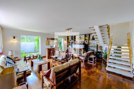 Sala de casa à venda com 3 quartos, 256m² em Cambuci, São Paulo