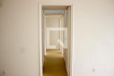 Corredor  de apartamento à venda com 3 quartos, 85m² em Humaitá, Rio de Janeiro