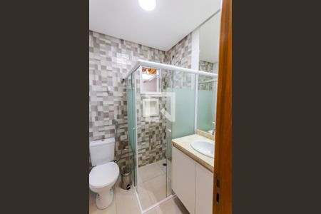 Apartamento à venda com 70m², 2 quartos e 1 vaga Apartamento à venda com 70m², 2 quartos e 1 vagaBanheiro