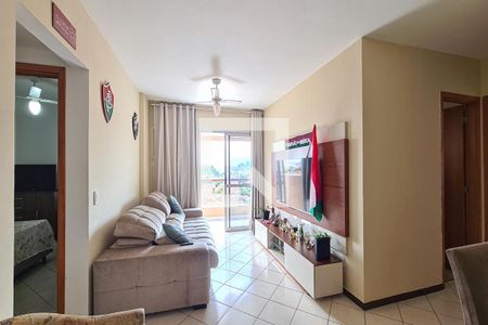 Apartamento à venda com 78m², 2 quartos e 1 vagaSala