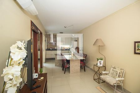 Casa à venda com 100m², 3 quartos e 1 vagaSala