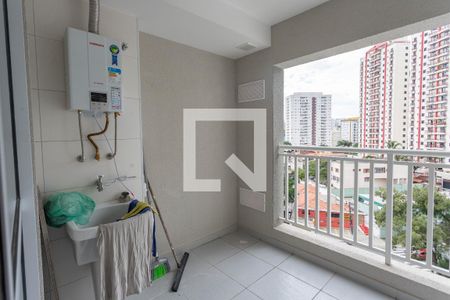 Varanda da sala  de apartamento para alugar com 2 quartos, 45m² em Centro, Diadema