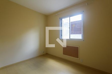 Quarto 2 de apartamento para alugar com 2 quartos, 44m² em São Sebastião, Porto Alegre