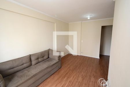 Sala de apartamento para alugar com 3 quartos, 68m² em Vila Anhanguera, São Paulo