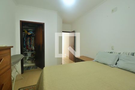 Suíte 1 - Quarto 1 de casa para alugar com 4 quartos, 194m² em Vila Camilópolis, Santo André