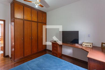 Casa à venda com 450m², 4 quartos e 4 vagas Casa à venda com 450m², 4 quartos e 4 vagasQuarto 3