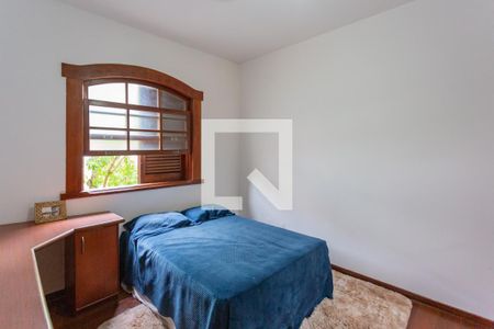 Casa à venda com 450m², 4 quartos e 4 vagas Casa à venda com 450m², 4 quartos e 4 vagasQuarto 3