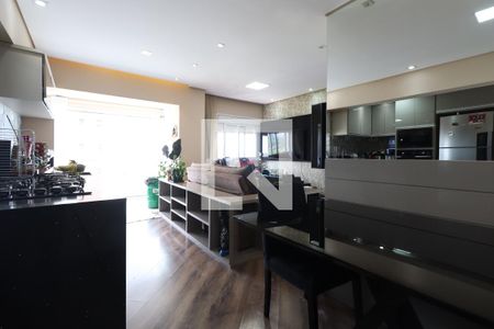Sala de apartamento à venda com 2 quartos, 67m² em Vila Homero Thon, Santo André